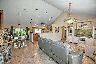 1143 SW 43rd St in Cape Coral, FL - Building Photo - Building Photo