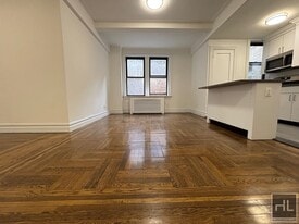 WEST 68 STREET, Unit 5B in New York, NY - Building Photo