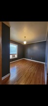 521 N Cherry St, Unit B in Galesburg, IL - Building Photo - Building Photo