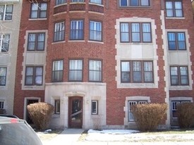 9121 S Laflin St in Chicago, IL - Building Photo
