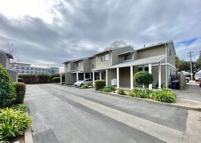 Adobe Creek Apartments in Napa, CA - Building Photo