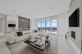 9701 Collins Ave in Miami Beach, FL - Building Photo - Building Photo