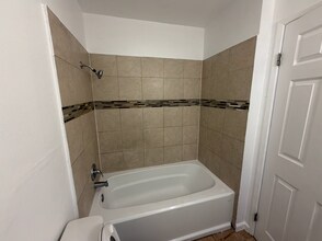 1816 Lincoln Blvd in Tracy, CA - Building Photo - Building Photo