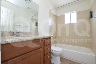 3225 E Earll Dr in Phoenix, AZ - Building Photo - Building Photo