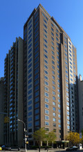 980 5th Ave in New York, NY - Foto de edificio - Building Photo