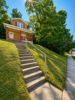 412 Elberon Ave in Cincinnati, OH - Building Photo