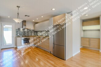 1850 E Maryland Ave in Phoenix, AZ - Foto de edificio - Building Photo