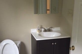 304 Union St, Unit 2 in Hollidaysburg, PA - Building Photo - Building Photo