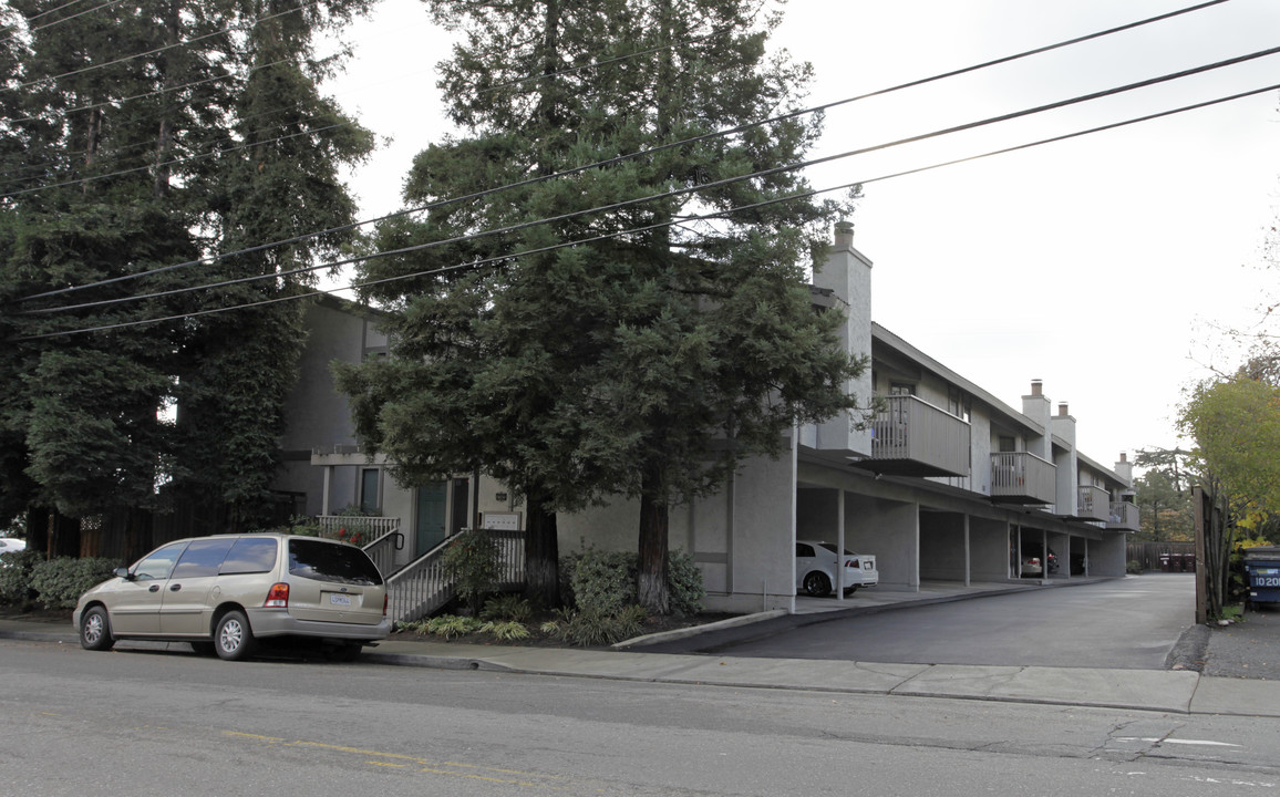 1945 Trinity Ave in Walnut Creek, CA - Building Photo