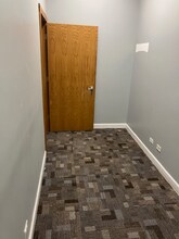 775 N Bank Ln in Lake Forest, IL - Building Photo - Building Photo