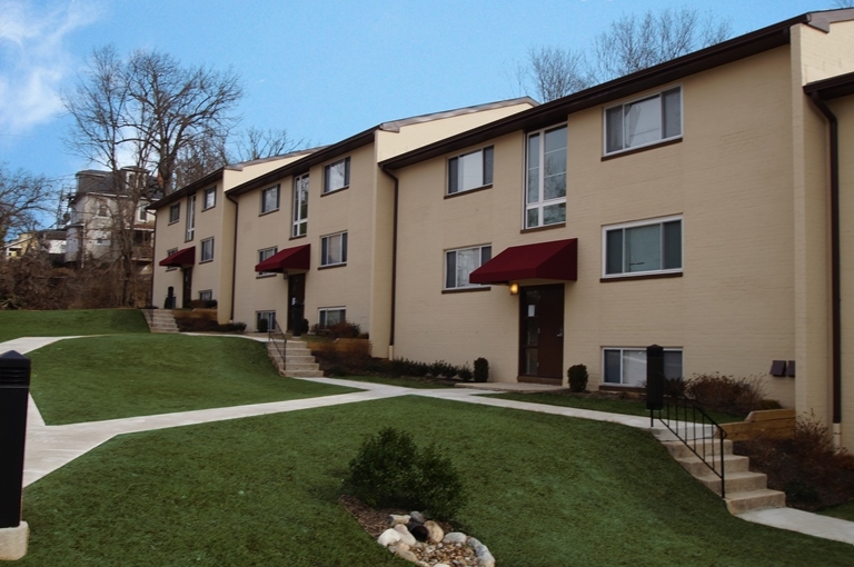 Midwood Apartments in Baltimore, MD - Foto de edificio