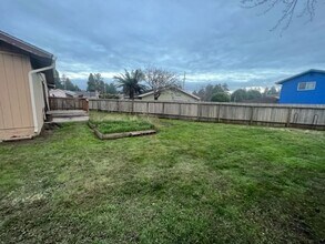 4868 Allen Ct in Eureka, CA - Building Photo - Building Photo