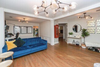 9900 Barston Ct in Alpharetta, GA - Building Photo - Building Photo