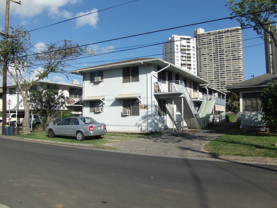 631 Hausten St in Honolulu, HI - Building Photo