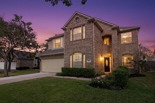 1115 Oxford Mills Ln in Sugar Land, TX - Building Photo