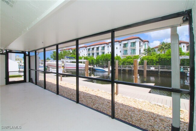 1405 Curlew Ave in Naples, FL - Building Photo - Building Photo