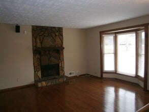 4115 Brownsville Rd in Powder Springs, GA - Building Photo - Building Photo