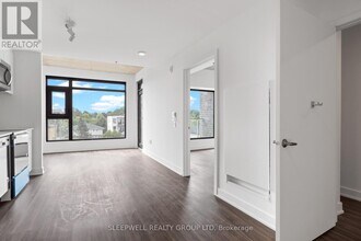 820 Archibald St in Ottawa, ON - Building Photo - Building Photo
