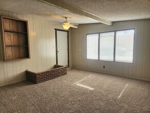 510 W 15th St in Portales, NM - Building Photo - Building Photo