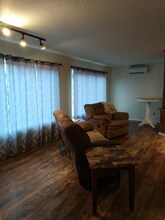 1842 5th St in Astoria, OR - Building Photo - Building Photo