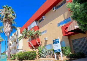 14335 Burbank Blvd in Van Nuys, CA - Building Photo