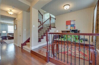 420 Fuente in Irving, TX - Building Photo - Building Photo