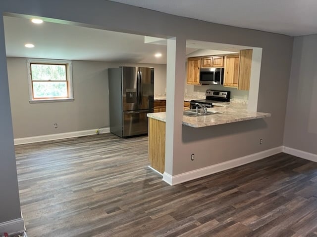 6921 Milestrip Rd in Orchard Park, NY - Foto de edificio - Building Photo