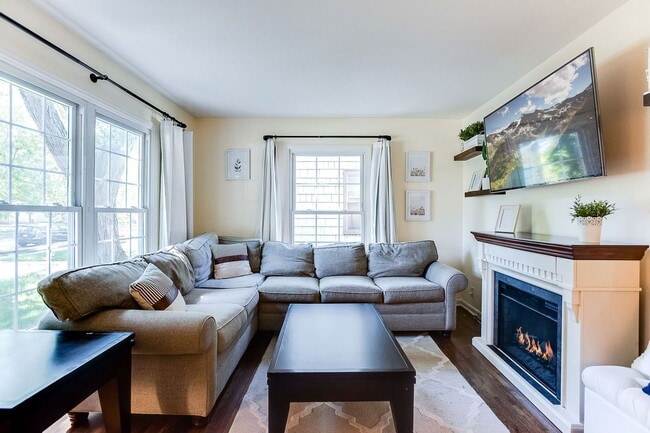 3020 Maryland Ave S in Minneapolis, MN - Building Photo - Building Photo