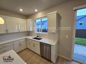 11370 NW 315th Ave in North Plains, OR - Building Photo - Building Photo