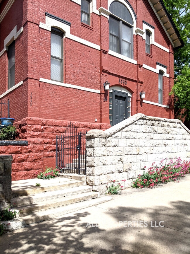 3233 Osage St in Denver, CO - Building Photo - Building Photo