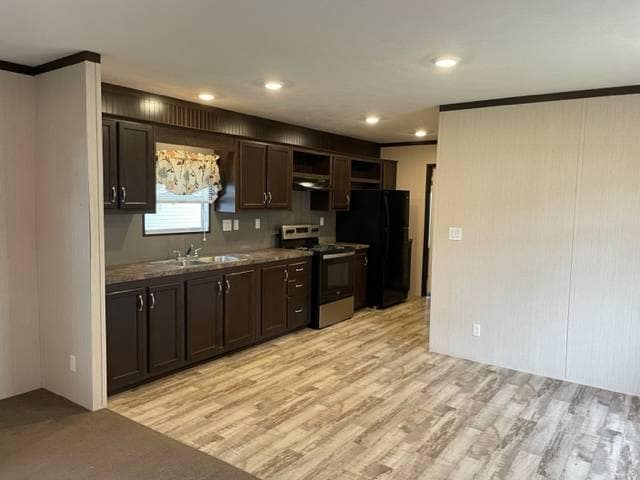 2300 Ward Bend Rd in Sealy, TX - Building Photo - Building Photo