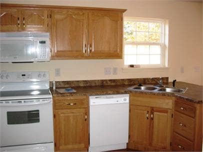 21489 Risky Rd in Waynesville, MO - Building Photo - Building Photo