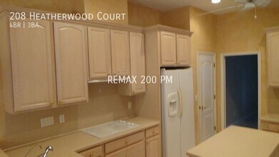 208 Heatherwood Ct in Winter Springs, FL - Building Photo - Building Photo