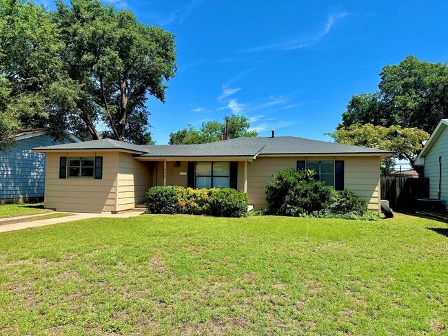 property at 4310 31st St