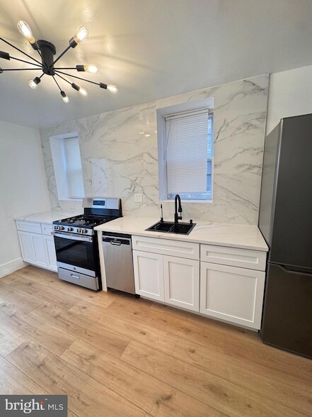 719 S 57th St in Philadelphia, PA - Building Photo - Building Photo
