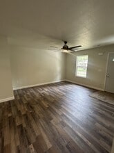 838 S Hickory St in Ottawa, KS - Building Photo - Building Photo