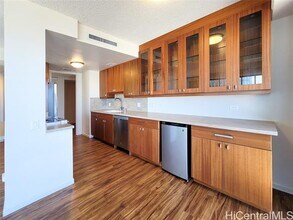 700 Richards St in Honolulu, HI - Building Photo - Building Photo