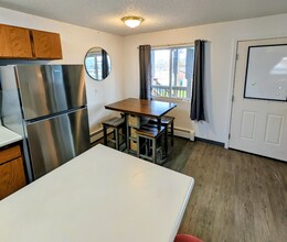 1009 W 30th Ave in Anchorage, AK - Building Photo - Building Photo