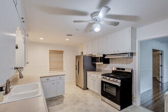 3263 Bilglade Rd in Fort Worth, TX - Building Photo - Building Photo