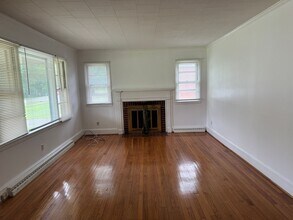 1020 W Catawba Ave in Mount Holly, NC - Building Photo - Building Photo