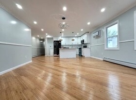 147-53A 231st St in Queens, NY - Building Photo