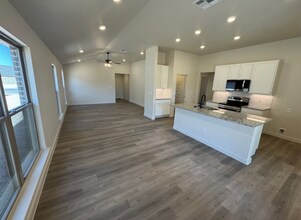 240 Trailblazer Ln in Odessa, TX - Building Photo - Building Photo