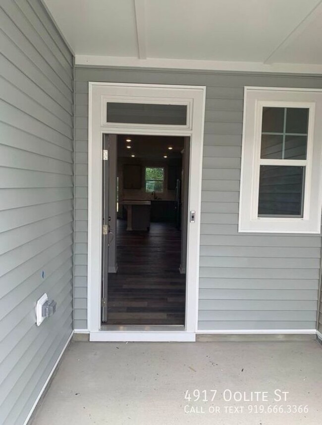 4917 Oolite St in Raleigh, NC - Foto de edificio - Building Photo