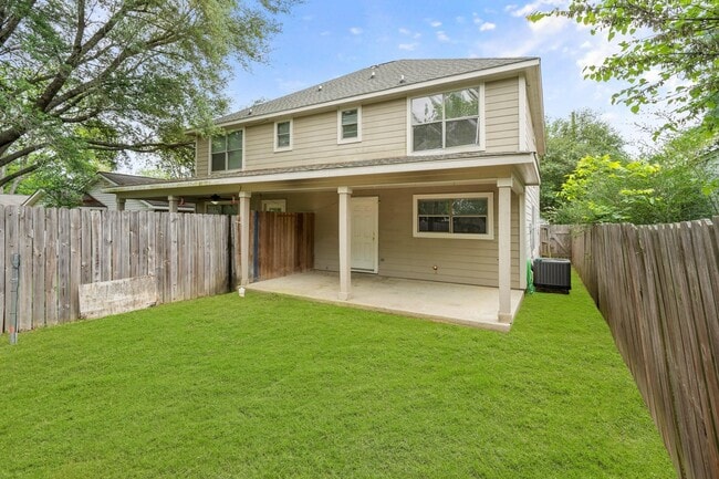406 Texas St