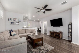 36909 N Coronado Ln in San Tan Valley, AZ - Building Photo - Building Photo