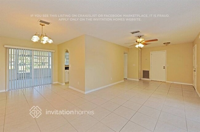 5209 Windlaff Ave in Tampa, FL - Building Photo - Building Photo