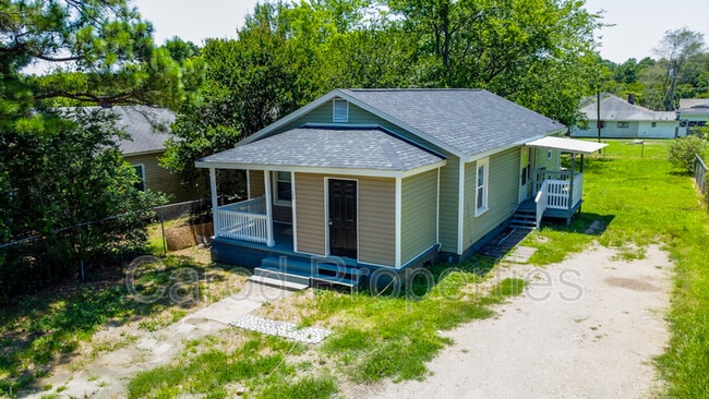 property at 136 Powder St SW