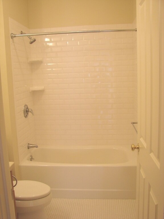 402 Marlborough St, Unit 5