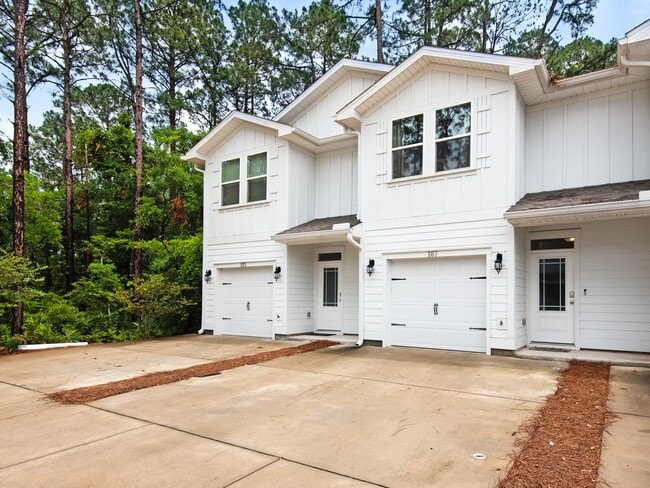property at 187 Sandhill Pines Dr