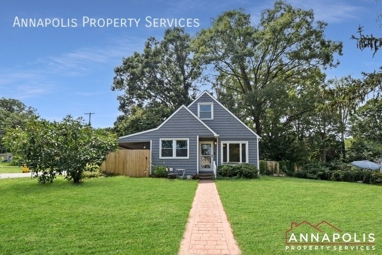 1301 Damascus St in Odenton, MD - Building Photo